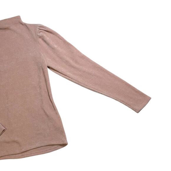 Express Long Sleeve Top - Medium - Light Pink - Cozy Classic - Picture 9 of 10